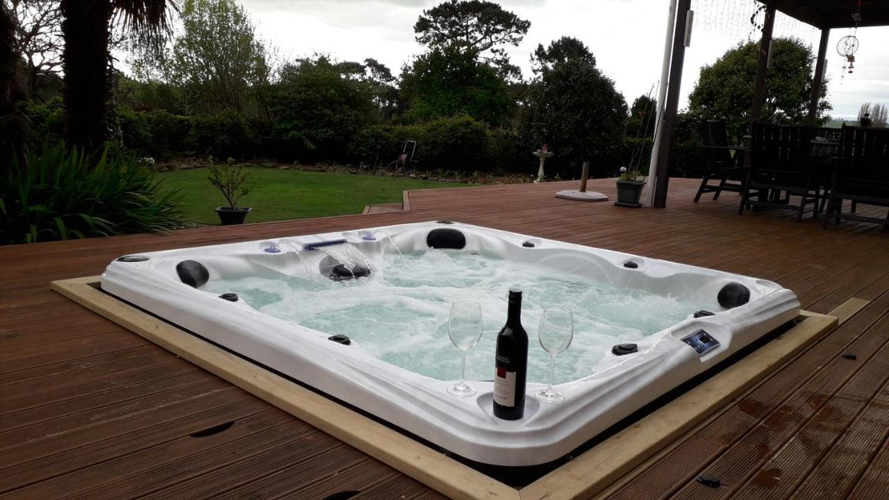 Kaimai Sunset Bed & Breakfast マタマタ エクステリア 写真